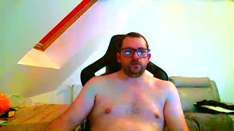 Snapshot of malou2927 chatting on 01/05/25, 10:08 breton online show from 01/05/25, 10:08