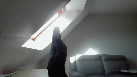 Snapshot of malou2927 chatting on 01/12/25, 01:05 breton online show from 01/12/25, 01:05