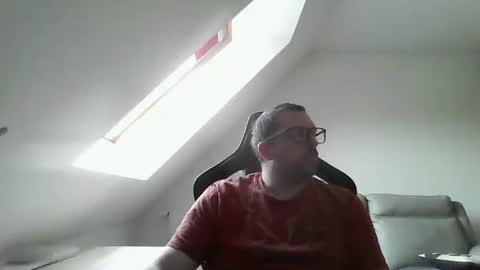 Snapshot of malou2927 chatting on 03/06/25, 08:41 breton online show from 03/06/25, 08:41