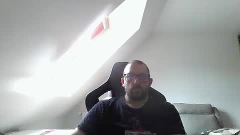 Snapshot of malou2927 chatting on 09/15/25, 12:16 breton online show from 09/15/25, 12:16