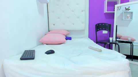 Snapshot of malu_hot69 chatting on 01/26/25, 12:11 Malu online show from 01/26/25, 12:11