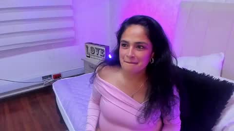 Milu online show from 04/29/26, 05:00