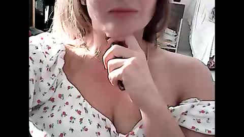 malva0000 online show from 10/27/25, 02:32