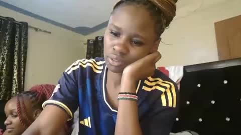 mamaa online show from 09/16/25, 06:42