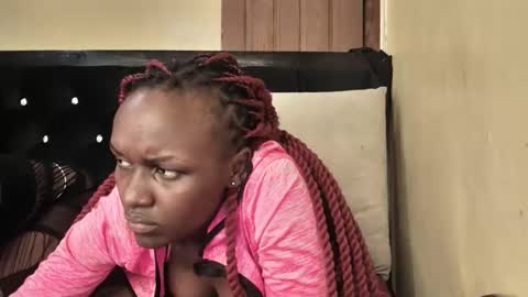 mamaa online show from 09/22/25, 06:15