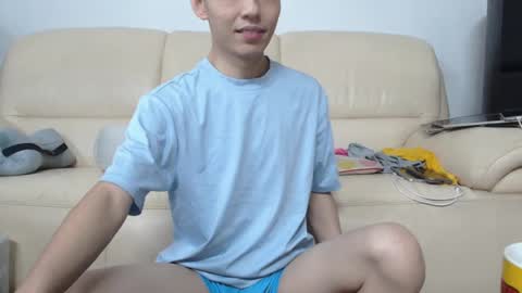 Snapshot of mamagaga19 chatting on 06/21/26, 08:06 Andrew Ooi online show from 06/21/26, 08:06