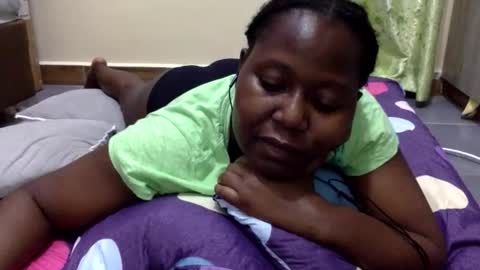 mamasita2023 online show from 10/23/25, 07:34