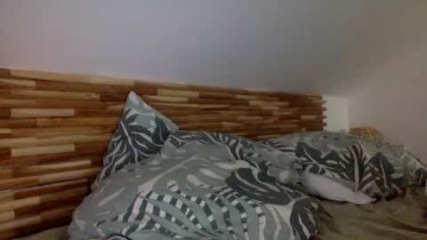 Snapshot of mamattv chatting on 11/24/25, 08:25 mamattv online show from 11/24/25, 08:25