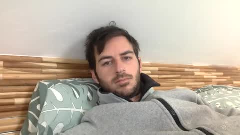 Snapshot of mamattv chatting on 12/15/25, 10:52 mamattv online show from 12/15/25, 10:52