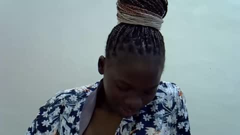 Snapshot of mamichula42 chatting on 10/31/25, 03:07 mamichula42 online show from 10/31/25, 03:07