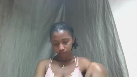 Snapshot of mamieriela chatting on 04/12/26, 10:31 mamieriela online show from 04/12/26, 10:31