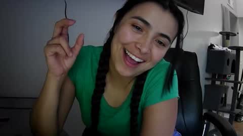 Snapshot of mamsota chatting on 06/09/26, 09:04 mamsota online show from 06/09/26, 09:04