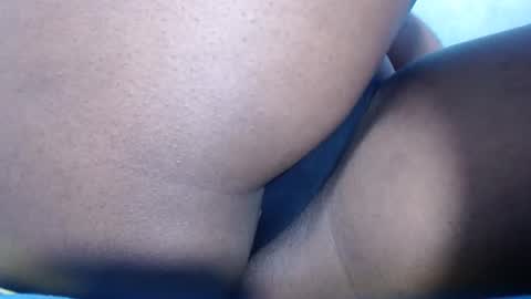 Snapshot of mamy02 chatting on 02/04/25, 03:33 cristal online show from 02/04/25, 03:33