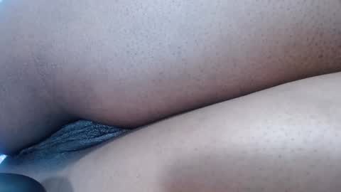 Snapshot of mamy02 chatting on 02/12/25, 05:47 cristal online show from 02/12/25, 05:47