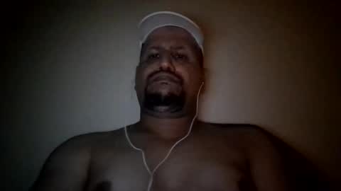 Snapshot of man_new chatting on 12/08/24, 05:33 Man new online show from 12/08/24, 05:33