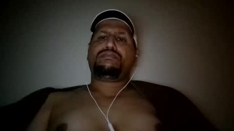 Snapshot of man_new chatting on 02/12/25, 12:05 Man new online show from 02/12/25, 12:05