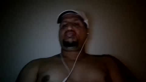 Snapshot of man_new chatting on 03/06/25, 11:42 Man new online show from 03/06/25, 11:42