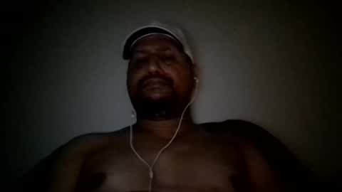 Snapshot of man_new chatting on 09/13/25, 11:43 Man new online show from 09/13/25, 11:43