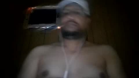 Snapshot of man_new chatting on 10/25/25, 07:05 Man new online show from 10/25/25, 07:05