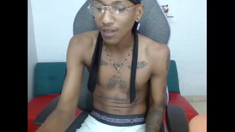 man_san11 online show from 12/23/24, 04:17