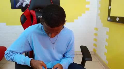 man_san11 online show from 02/02/25, 02:34