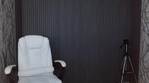 man_san11 online show from 09/19/25, 06:08