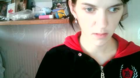 Snapshot of mandari_lukc chatting on 06/18/26, 12:42 Mandari lukc online show from 06/18/26, 12:42