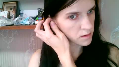 Snapshot of mandari_lukc chatting on 07/06/26, 11:18 Mandari lukc online show from 07/06/26, 11:18