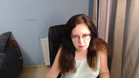 Snapshot of mandarinka28 chatting on 07/08/26, 03:55 mandarinka28 online show from 07/08/26, 03:55