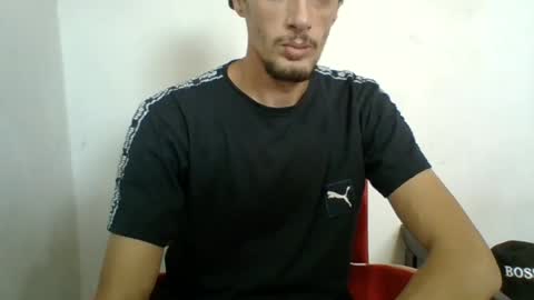 Snapshot of mandick95 chatting on 06/27/26, 05:18 mandick95 online show from 06/27/26, 05:18
