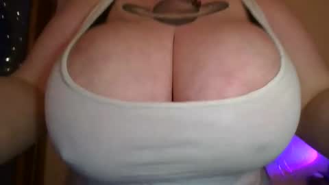 Snapshot of mandy_belcher chatting on 04/13/26, 02:22 Mandy online show from 04/13/26, 02:22