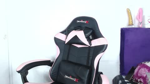 Mandy Mosquera online show from 10/02/25, 06:15