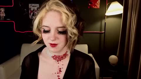 Snapshot of mandy_torres chatting on 04/21/26, 09:50 Luna online show from 04/21/26, 09:50