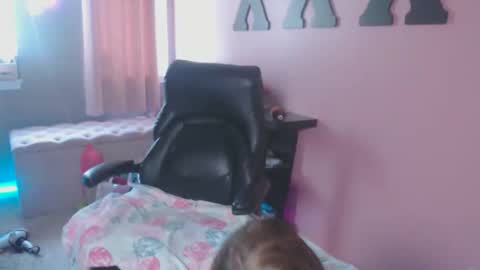 Snapshot of mandybabyxxx chatting on 03/28/26, 06:40 MandyBabyXXX online show from 03/28/26, 06:40