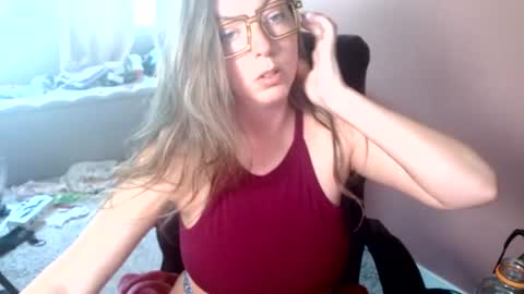 Snapshot of mandybabyxxx chatting on 06/24/26, 11:26 MandyBabyXXX online show from 06/24/26, 11:26