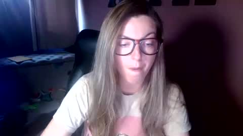 Snapshot of mandybabyxxx chatting on 07/09/26, 12:37 MandyBabyXXX online show from 07/09/26, 12:37