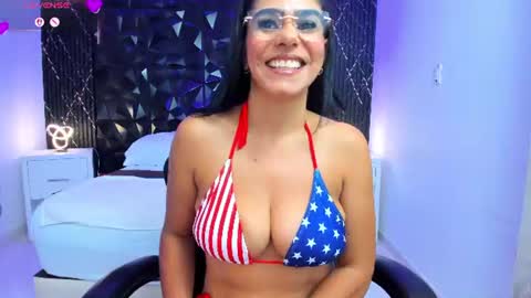 Snapshot of mandyfisher chatting on 07/04/26, 07:42 MANDY BIG BOOBS online show from 07/04/26, 07:42
