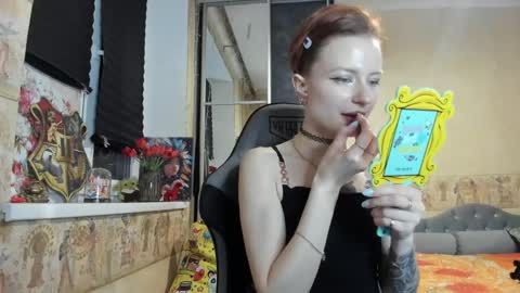 Snapshot of mandyshine chatting on 04/25/26, 06:38 Mandy online show from 04/25/26, 06:38