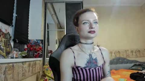 Snapshot of mandyshine chatting on 04/26/26, 05:10 Mandy online show from 04/26/26, 05:10