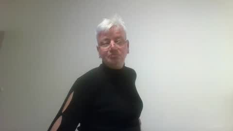 mandywinger online show from 02/28/25, 01:03