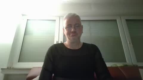 Snapshot of mandywinger chatting on 01/11/26, 08:25 mandywinger online show from 01/11/26, 08:25