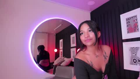 manelyk_evanss online show from 03/24/26, 06:24