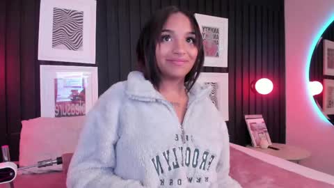 manelyk_evanss online show from 04/15/26, 06:15