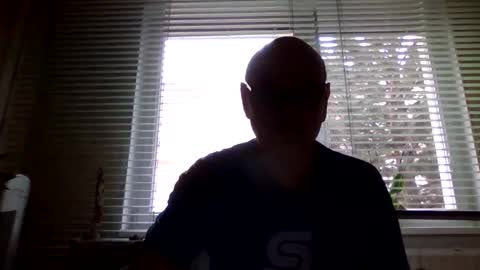 Snapshot of manes5858 chatting on 04/22/26, 05:10 manes5858 online show from 04/22/26, 05:10