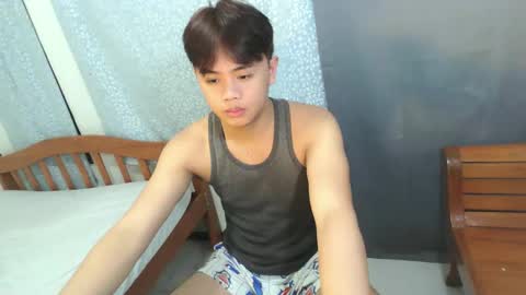 Snapshot of manhattan_men18 chatting on 10/27/25, 06:01 JM18 online show from 10/27/25, 06:01