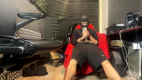 Snapshot of mani4sexy chatting on 02/14/26, 06:59 Mani4sexy online show from 02/14/26, 06:59