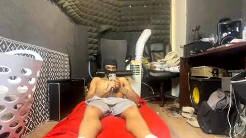 Snapshot of mani4sexy chatting on 02/19/26, 01:07 Mani4sexy online show from 02/19/26, 01:07