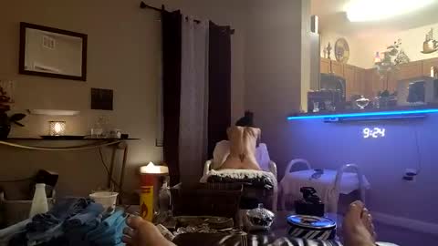 Snapshot of maniak_paraphiliacz chatting on 01/12/25, 02:24 Jan and Man online show from 01/12/25, 02:24