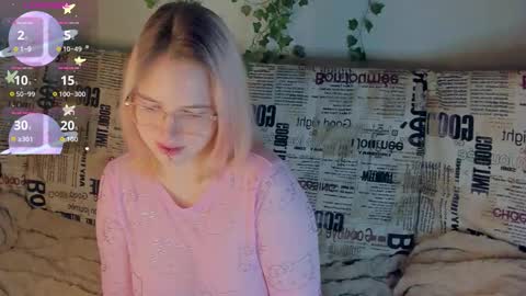 manic_pixie_ online show from 09/19/25, 03:56