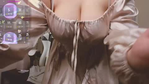 manic_pixie_ online show from 11/15/25, 03:52